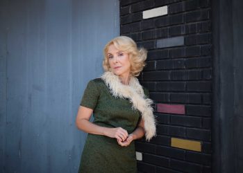 Η Ναταλία Τσαλίκη στις “Άγριες Μέλισσες”