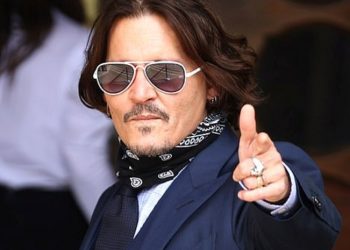 “Την έδειρε 12 φορές” – Η δικαστική απόφαση για τον Τζόνι Ντεπ