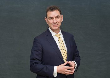 Κορωνοϊός: Η άρνηση του Δρ Μπουρλά στον Τραμπ για το εμβόλιο