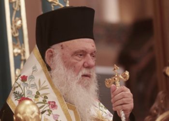 Νοσηλεύεται με κορωνοϊό ο αρχιεπίσκοπος Ιερώνυμος στον Ευαγγελισμό