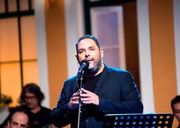 Μελωδική “Αυλή των χρωμάτων”