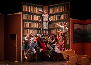 Πιστεύω  στους μονόκερους: Live streaming από το Εθνικό Θέατρο