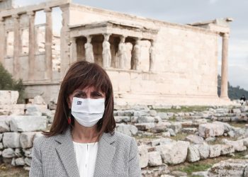 Κατερίνα Σακελλαροπούλου: “Είναι μια πραγματικότητα που μας τραυματίζει συλλογικά, ένας απολογισμός που μας μουδιάζει ως κοινωνία”