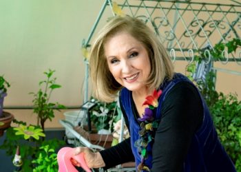 Η Κάρμεν Ρουγγέρη από το Α ως το Ω: “Προτιμώ να με εκτιμούν όσο ζω”