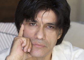 Αλέξης Σταμάτης: “Η τέχνη μπορεί να πυροδοτεί και το σώμα και την ψυχή”