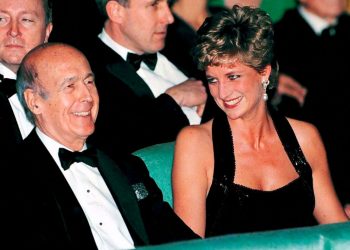 Βαλερί Ζισκάρ Ντ’ Εστέν: Το μυθιστόρημα και οι φήμες για τη σχέση του με την πριγκίπισσα Νταϊάνα