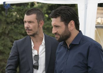 Αγγελική: Ο Παύλος ξυπνάει στο ίδιο κρεβάτι με τη Σοφία.