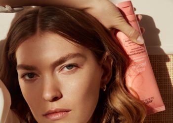 Η Arizona Muse είναι η νέα Global Advocate της Aveda για θέματα βιωσιμότητας