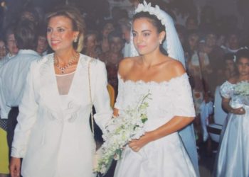 Ευαγγελία Δομάζου: Η μαμά μου η Βίκυ Μοσχολιού