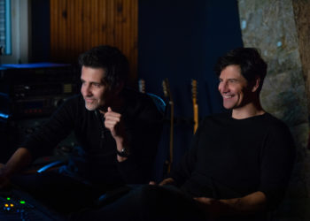 Σάκης Ρουβάς και Φοίβος στη συνεργασία της χρονιάς!