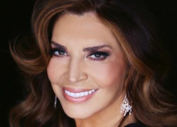 Ξεσπά για τα γλέντια στο Ντουμπάι η Μιμή Ντενίση