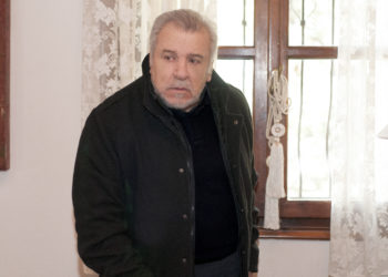 Χαιρέτα μου τον Πλάτανο: Ο θείος Μένιος αναστατώνει το χωριό