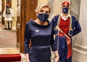 Μαριάννα Βαρδινογιάννη: Στο Προεδρικό Μέγαρο με εντυπωσιακή δημιουργία Celia Kritharioti Haute Couture