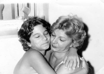 Η μαμά μου, η Τζένη Βάνου