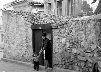 Αθήνα του ΄60: Ένα φωτογραφικό-λεύκωμα ντοκιμαντέρ της Κατερίνας Ζωιτοπούλου-Μαυροκεφαλίδου