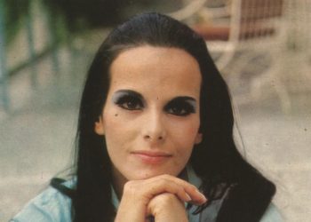 Έλενα Ναθαναήλ: “Είμαι παιδί της ελευθερίας, παιδί των λουλουδιών”