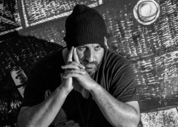 Ο ράπερ Restelio διασκευάζει Γιώργο Ζαμπέτα!