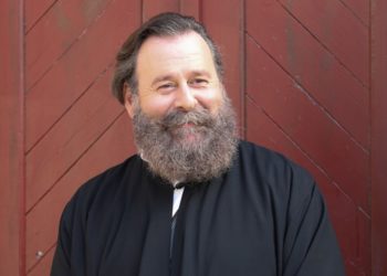 O Κωστής Σαββιδάκης από το Α ως το Ω: “Oι ωραίοι άνθρωποι ομορφαίνουν τους πάντες και τα πάντα”