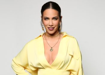 Η Κατερίνα Στικούδη από το Α ως το Ω: “Ζω και αναπνέω μουσική”