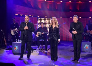 Σαββατόβραδο αφιερωμένο στον Στράτο Διονυσίου