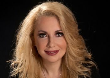 10 + 1 ερωτήσεις στην Δήμητρα Γερογιάννη