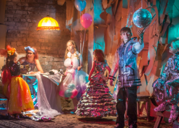 Εκπαίδευση στις Επιχειρηματικές Ικανότητες Μόδας by Catwalk