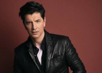 Σάκης Ρουβάς: «Στα Καλύτερά Μου»
