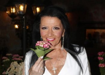 Ζωζώ Σαπουντζάκη: Πώς γιόρτασε τα γενέθλιά της