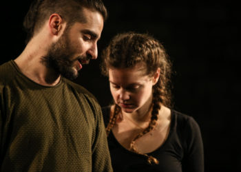 “Οι κάτω από τα αστέρια” στην ταράτσα του Θεάτρου Λαμπέτη