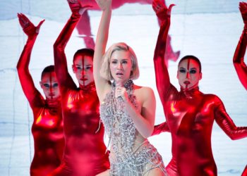 Eurovision 2021: Ο …Διάβολος φόρεσε Celia Kritharioti!