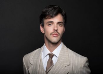 Ο Ρένος Ρώτας από το Α ως το Ω: “Φιλοδοξία μου μια σειρά στο Netflix”