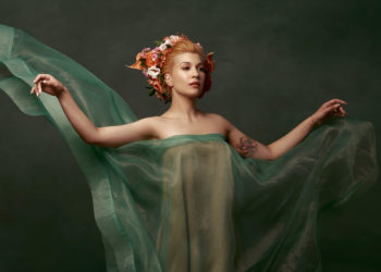 Η Πέννυ Μπαλτατζή μας δίνει “Ραντεβού στον Κήπο”