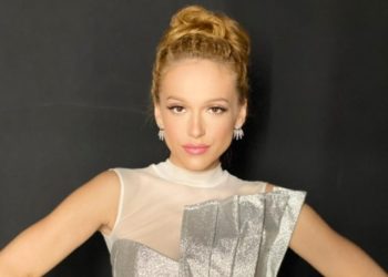 H Τάνια Μπρεάζου από το Α ως το Ω: “Θέλω θετική αύρα γύρω μου”