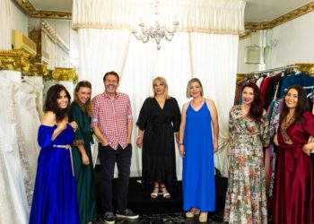 Ανθισμένες Μανόλιες: Πρόβες κοστουμιών λίγο πριν την πρεμιέρα