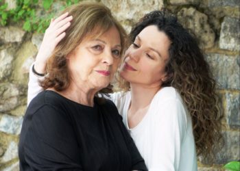 Ραδιοφωνικό «Δε μ’ αγαπάς. Μ’ αγαπάς» στον Αθήνα 9.84