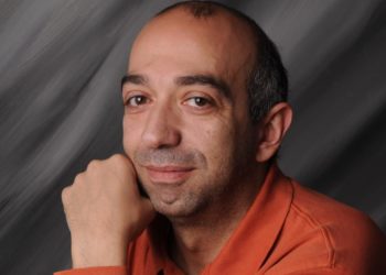 O Βαγγέλης Ηλιάδης από το Α ως το Ω: ” 12 χρόνια Θέατρο Ταξίδι Ονείρου”