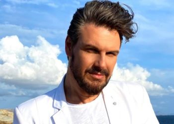 Ο Πάνος Κιάμος στο πρώτο «covid free» κέντρο διασκέδασης στην Ελλάδα!