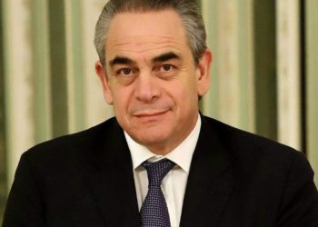 Πέθανε από ανακοπή καρδιάς   ο πρόεδρος του ΕΒΕΑ Κωνσταντίνος Μίχαλος. 