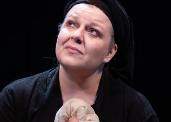 “Η κυρά της Ρω” στο άλσος της Νέας Σμύρνης