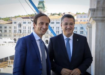 Απόστολος Τζιτζικώστας: Επίσκεψη στην Τεργέστη με ατζέντα συναντήσεων