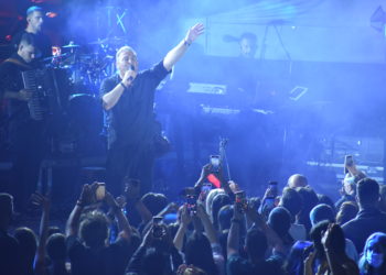 Αποθεώθηκε ο Αντώνης Ρέμος στο Κατράκειο