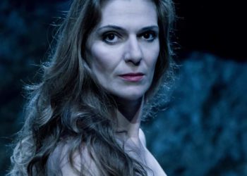 Η Θεοδώρα Σιάρκου από το Α ως το Ω: “Η ψυχολογία είναι σαν το χρηματιστήριο, άλλοτε πάνω άλλοτε κάτω”