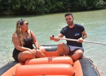 Η Δανάη Μπάρκα σαλπάρει με καπετάνιο τον Γιάννη Τσιμιτσέλη