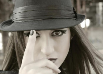 H Pavlina Styl live στον κήπο του Νομισματικού Μουσείου Αθηνών