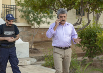 Σασμός: Ποιος είναι ο Διονύσης Μαρκάκης;