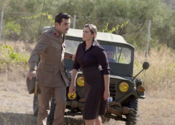 Άγριες Μέλισσες: Η Δρόσω γνωρίζει τον Λευτέρη Μεγαρίτη