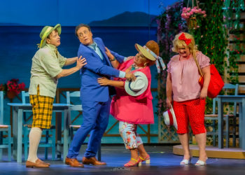  «Ο Κλέαρχος, η Μαρίνα και ο κοντός» για δεύτερη χρονιά στο Alhambra Art Theatre