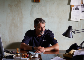 Κομάντα και Δράκοι: Το παρελθόν του Ντόντου