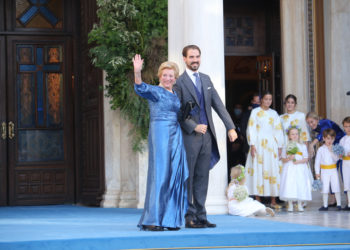 Η τέως βασίλισσα Άννα-Μαρία με δημιουργία Σίλιας Κριθαριώτη 