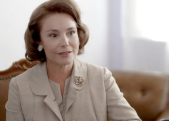 Ποια είναι η Αντιγόνη Λαζάρου;